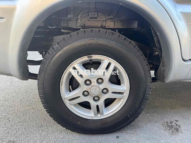 Mitsubishi Jolie 2004 Bạc Số sàn