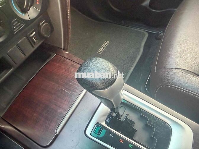 Toyota Fortuner 2.4 AT 89.000km
