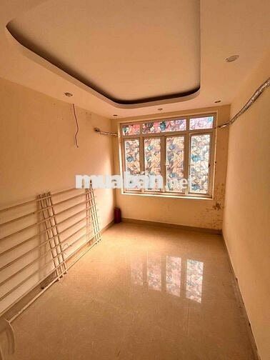 Cho thuê nhà ngõ Quán Thánh-Ba Đình- dt 25m2*3,5tầng