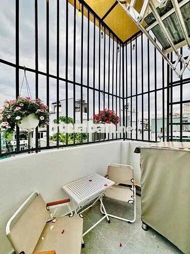 Cho thuê nhà nguyên căn , giá tốt , 3PN + 4WC  - Gần Toà nhà viettel
