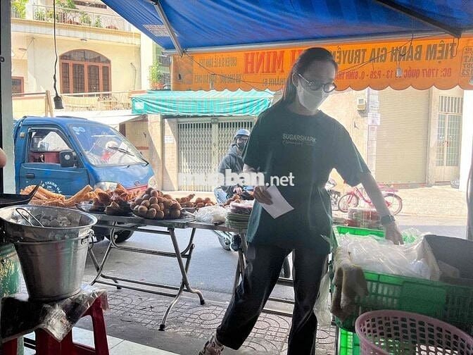 Tuyển nv chiên bánh 18-28t lương 10x bình thạnh