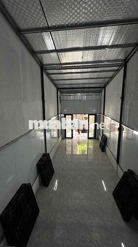 Nhà cấp 4 tiện làm kho chứa hàng đường Đặng Thuỳ Trâm.DT 90m2 giá 15tr