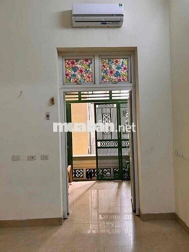 Cho thuê nhà ngõ Quán Thánh-Ba Đình- dt 25m2*3,5tầng