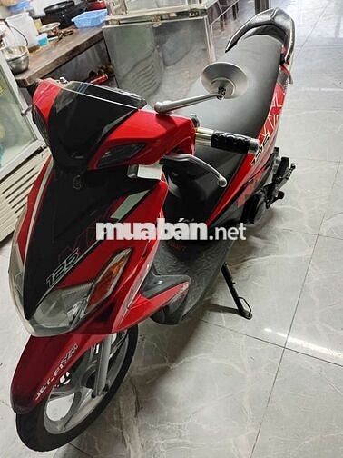 Yamaha Luvias GTX 125 Đỏ đen