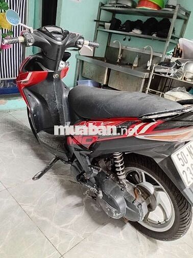 Yamaha Luvias GTX 125 Đỏ đen
