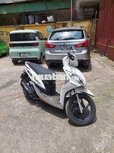 Honda Vision Trắng Đã sử dụng