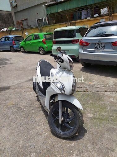 Honda Vision Trắng Đã sử dụng