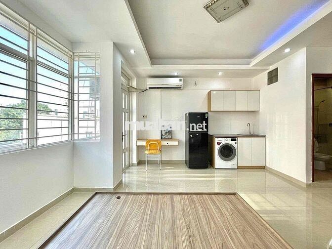 🔥Căn Hộ - Studio - Ban công - Nằm Ngay Chợ Bà Chiễu