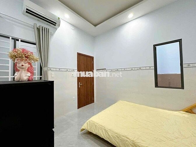 Mình cần pass lại phòng ở Linh Trung, Hoàng Diệu 2