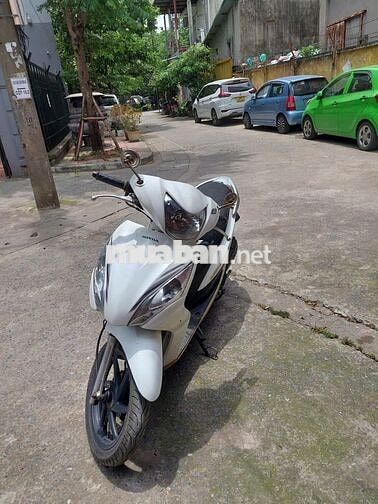 Honda Vision Trắng Đã sử dụng