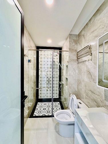 Bán nhà Bình Thạnh, XÂY MỚI CÓ THANG MÁY. 6 TẦNG LẦU. SÂN. GARA Ô TÔ