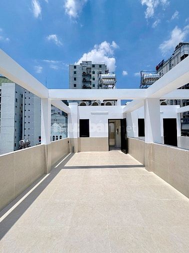 Bán nhà Bình Thạnh, XÂY MỚI CÓ THANG MÁY. 6 TẦNG LẦU. SÂN. GARA Ô TÔ