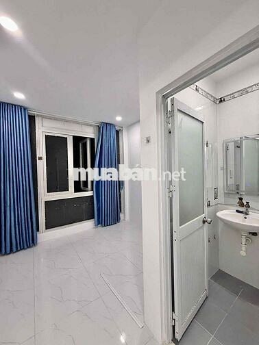 Bác Thịnh cần bán gấp nhà Bình Thạnh. Sổ hồng riêng