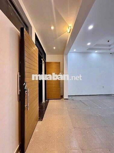 Bác Thịnh cần bán gấp nhà Bình Thạnh. Sổ hồng riêng