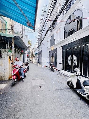 Bán nhà Bình Thạnh, XÂY MỚI CÓ THANG MÁY. 6 TẦNG LẦU. SÂN. GARA Ô TÔ