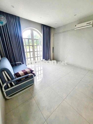 Cho Thuê Nhà 1Trệt 1Lầu 2PN Sân Ô Tô Hẻm Huỳnh Văn Lũy P.Phú Lợi