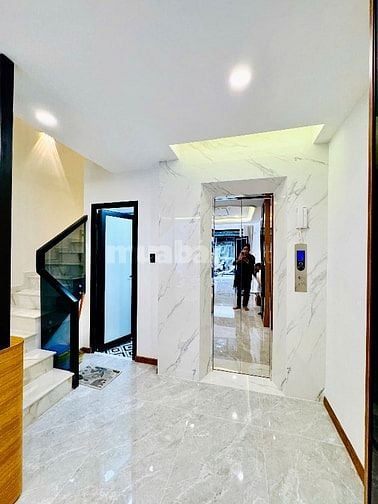 Bán nhà Bình Thạnh, XÂY MỚI CÓ THANG MÁY. 6 TẦNG LẦU. SÂN. GARA Ô TÔ