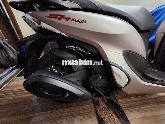 Honda SH Mode 2025 Bạc 3357km