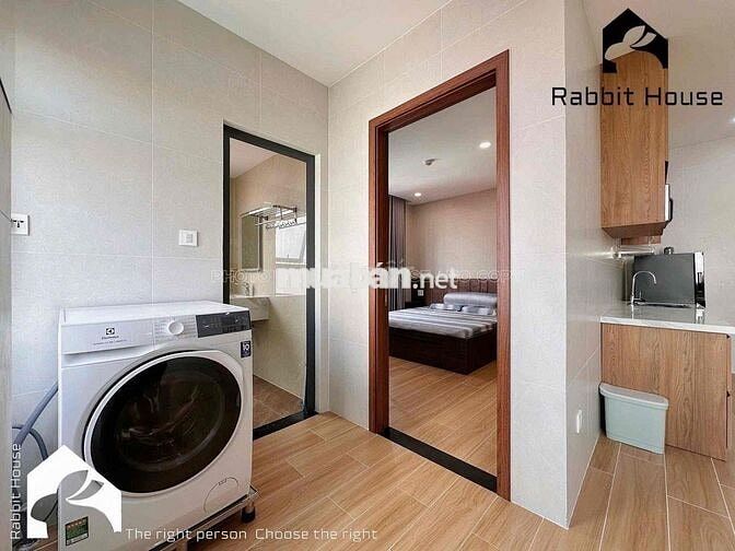 PENTHOUSE 1PN MỚI TOANH NGAY PHAN XÍCH LONG