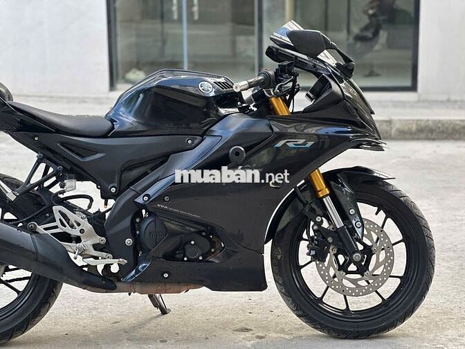Yamaha R15 Đen