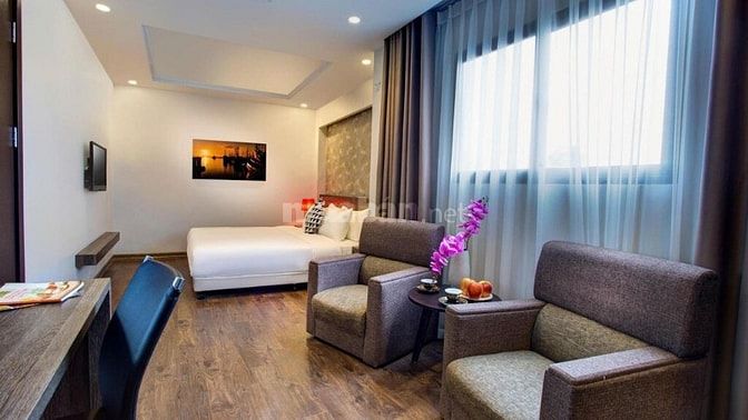 Cho thuê khách sạn mặt phố Bùi Thị Xuân, 31 phòng