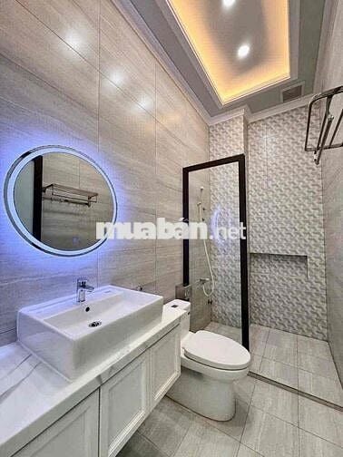 NHÀ LẦU MỚI 100% - NỘI THẤT CAO CÂP