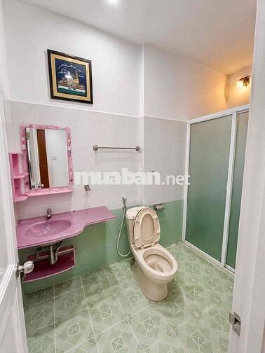 CHO THUÊ CHUNG CƯ PHÚ THỌ 2PN 70M2 GIÁ TỐT