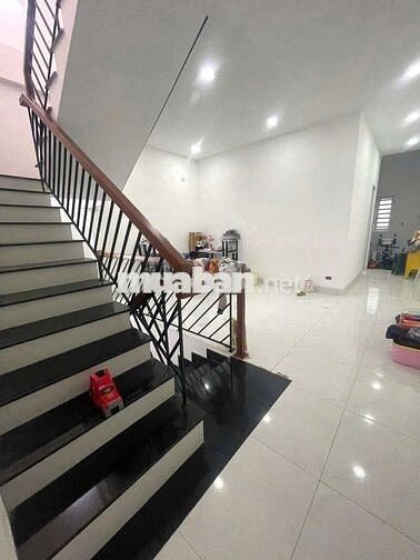 Cho thuê nhà mặt tiền bùi tấn diên