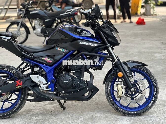 Yamaha MT-03 Đen, Xanh