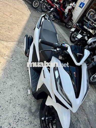 🟢🟢 Vario 125 Trắng đen 2019 khoá Smarkey chính chủ