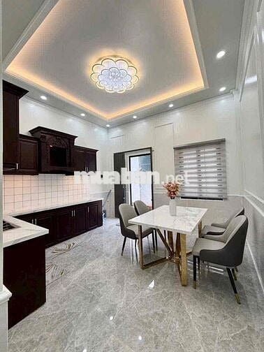 NHÀ LẦU MỚI 100% - NỘI THẤT CAO CÂP