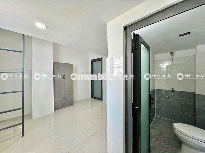 DUPLEX SẲN NỘI THẤT CỬA SỔ TRỜI NGAY ĐẦM SEN THUẬN TIỆN