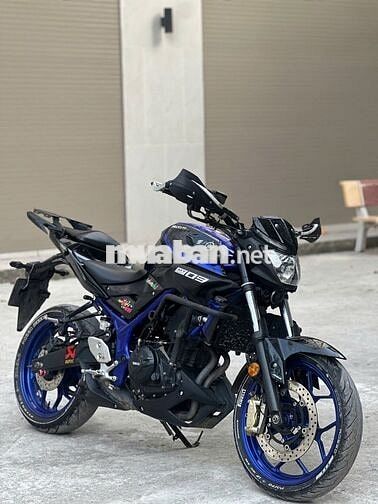 Yamaha MT-03 Đen, Xanh