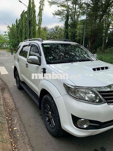 Toyota Fortuner 2016 Trắng