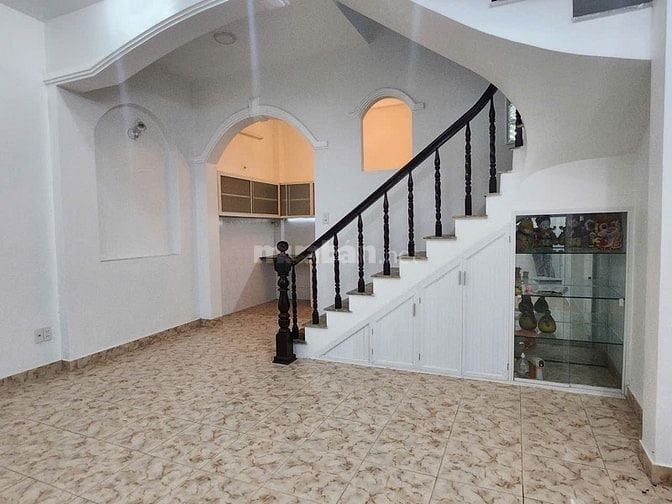  GIẢM 700 TRIỆU BÁN NHÀ PHỐ THỜI TRANG TRẦN QUANG DIỆU QUẬN 3