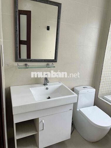 CHO THUÊ PHÒNG TRỌ NGUYÊN TẦNG 3 QUẬN 5 ( ĐI BỘ RA ĐHYD 5P)