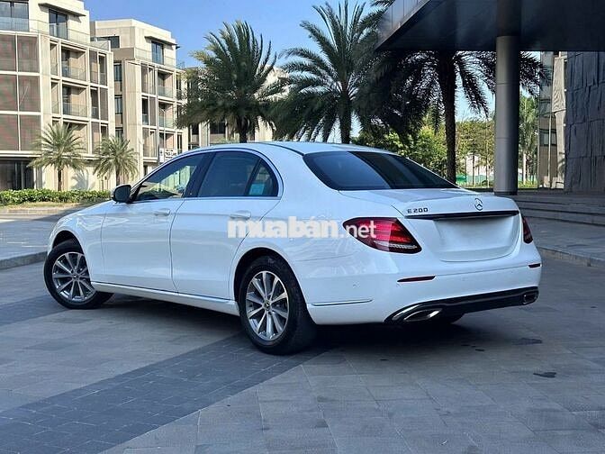 Mercedes-Benz E200 2018 Trắng