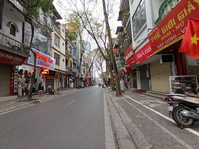 Tôi bán nhà mặt phố Nghĩa Tân 3.5 tầng chính chủ, giá 12 tỷ
