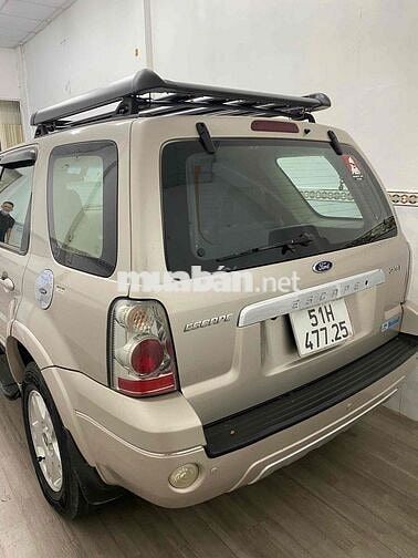 Ford Escape 2.3 Vàng cát