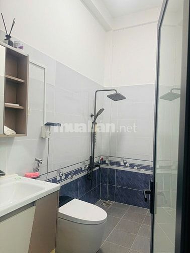  NHÀ MỚI Ở NGAY HOẶC CHO THUÊ TRUNG TÂM QUẬN 8