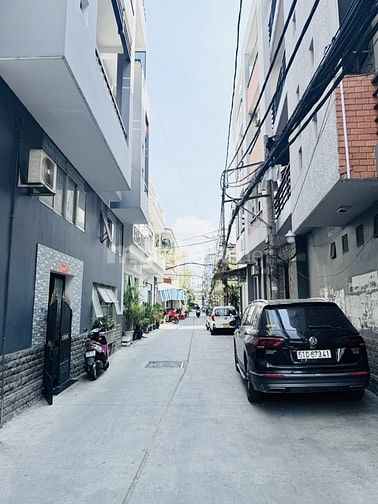 BÁN NHÀ LẠC LONG QUÂN F3 QUẬN 11 - XE HƠI TẬN CỬA 