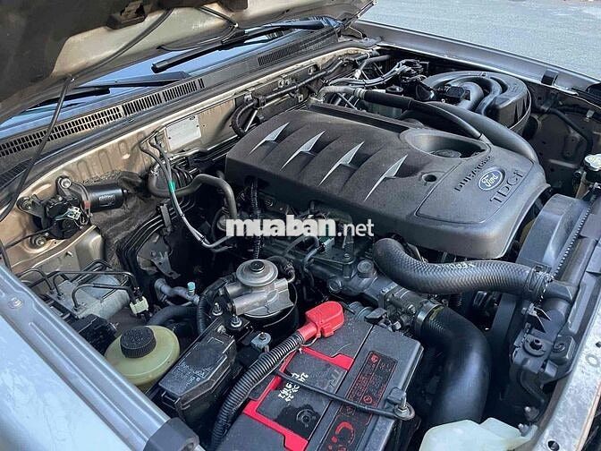 Ford Everest 2009 Vàng cát 180.000 km