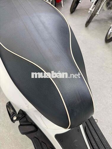 Vespa Sprint 150 Racing 2020 rin chuẩn lướt