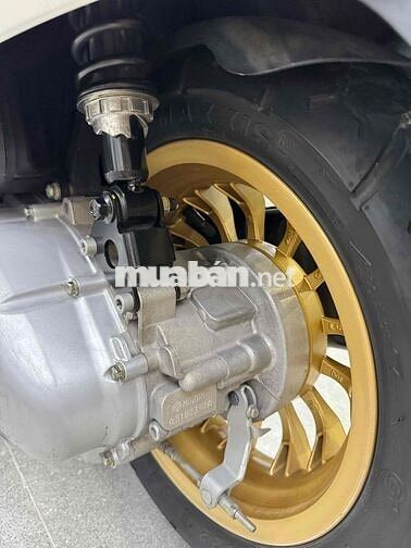 Vespa Sprint 150 Racing 2020 rin chuẩn lướt