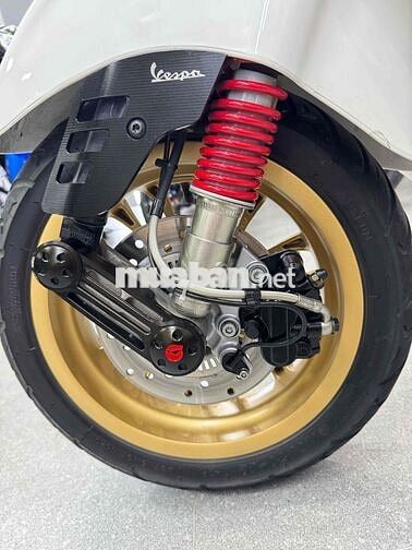 Vespa Sprint 150 Racing 2020 rin chuẩn lướt