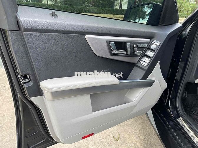 Mercedes Benz GLK Class 2009 300 4Matic - 10000 km