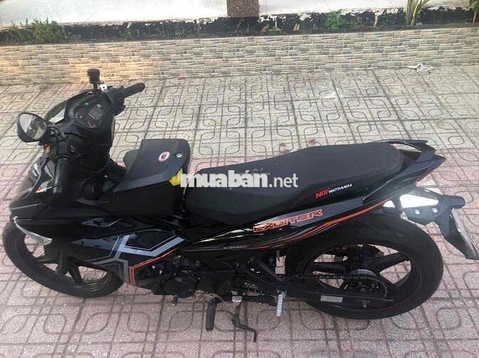 xe cợp dang ket tien nên ra di em no