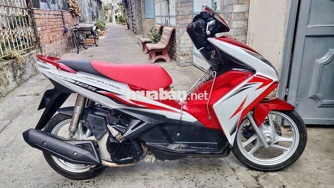 Honda Air Blade 125 Đỏ trắng Zin êm