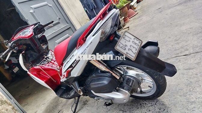 Honda Air Blade 125 Đỏ trắng Zin êm