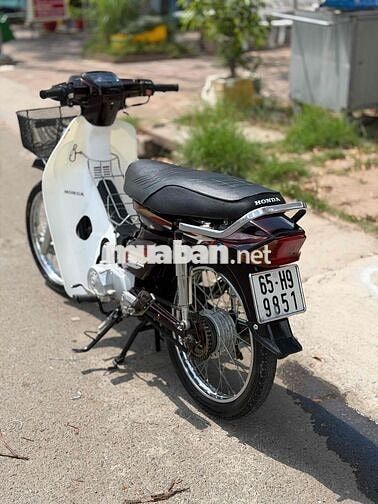 Honda Dream màu Trắng, Nâu biển 65 máy êm